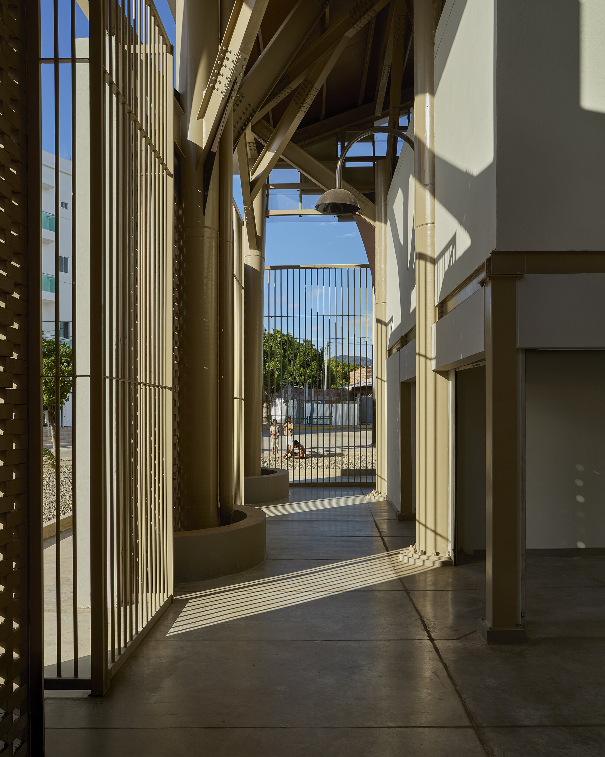 Plaza Luna Vallenata / Tarq Studio
