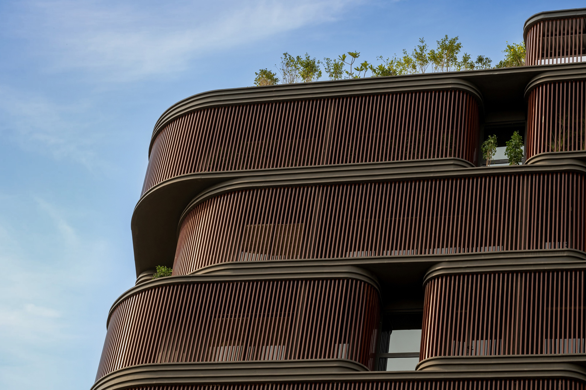 Primus Office Building / Sanjay Puri Architects