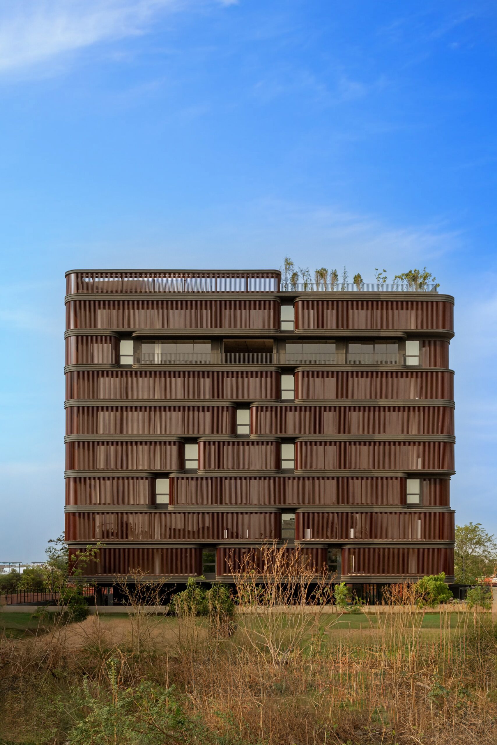 Primus Office Building / Sanjay Puri Architects