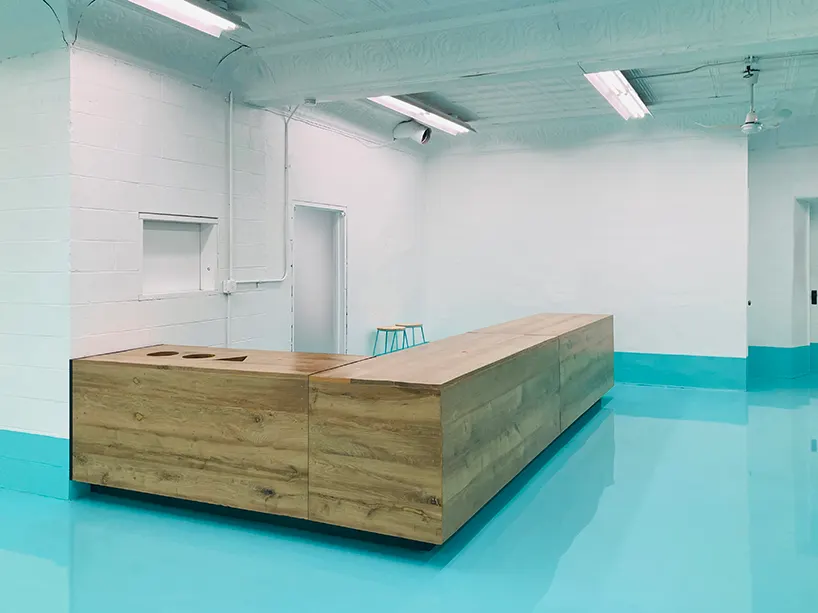 Reclaimed Oak, Cork and Cardboard Shape Flexible Furniture for Medina Triennial Hub в Нью-Йорке
