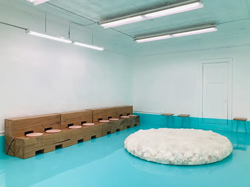 Reclaimed Oak, Cork and Cardboard Shape Flexible Furniture for Medina Triennial Hub в Нью-Йорке