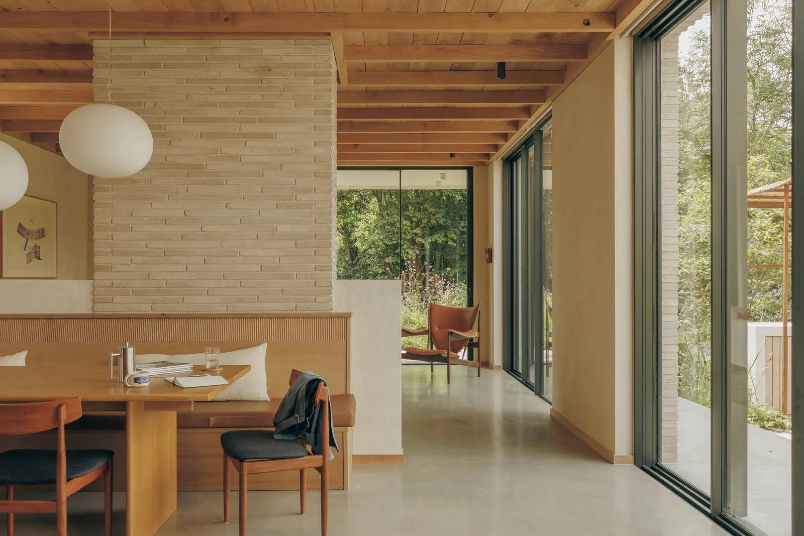 Skylark House / House of EM