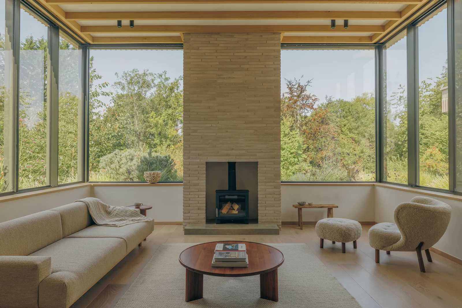 Skylark House / House of EM