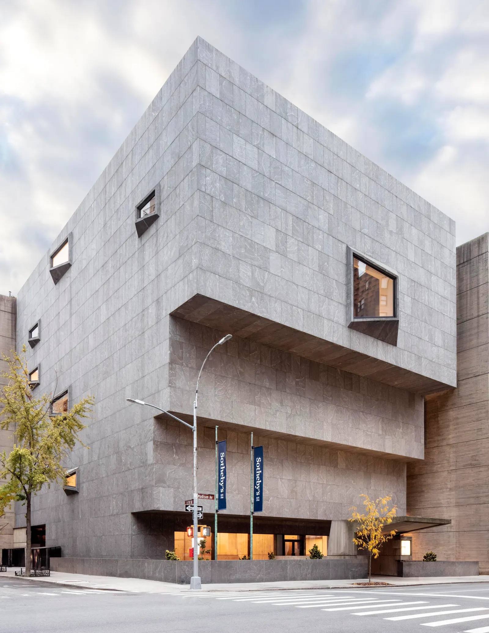 Глобальная штаб-квартира Sotheby’s в Breuer / Herzog & de Meuron + PBDW Architects