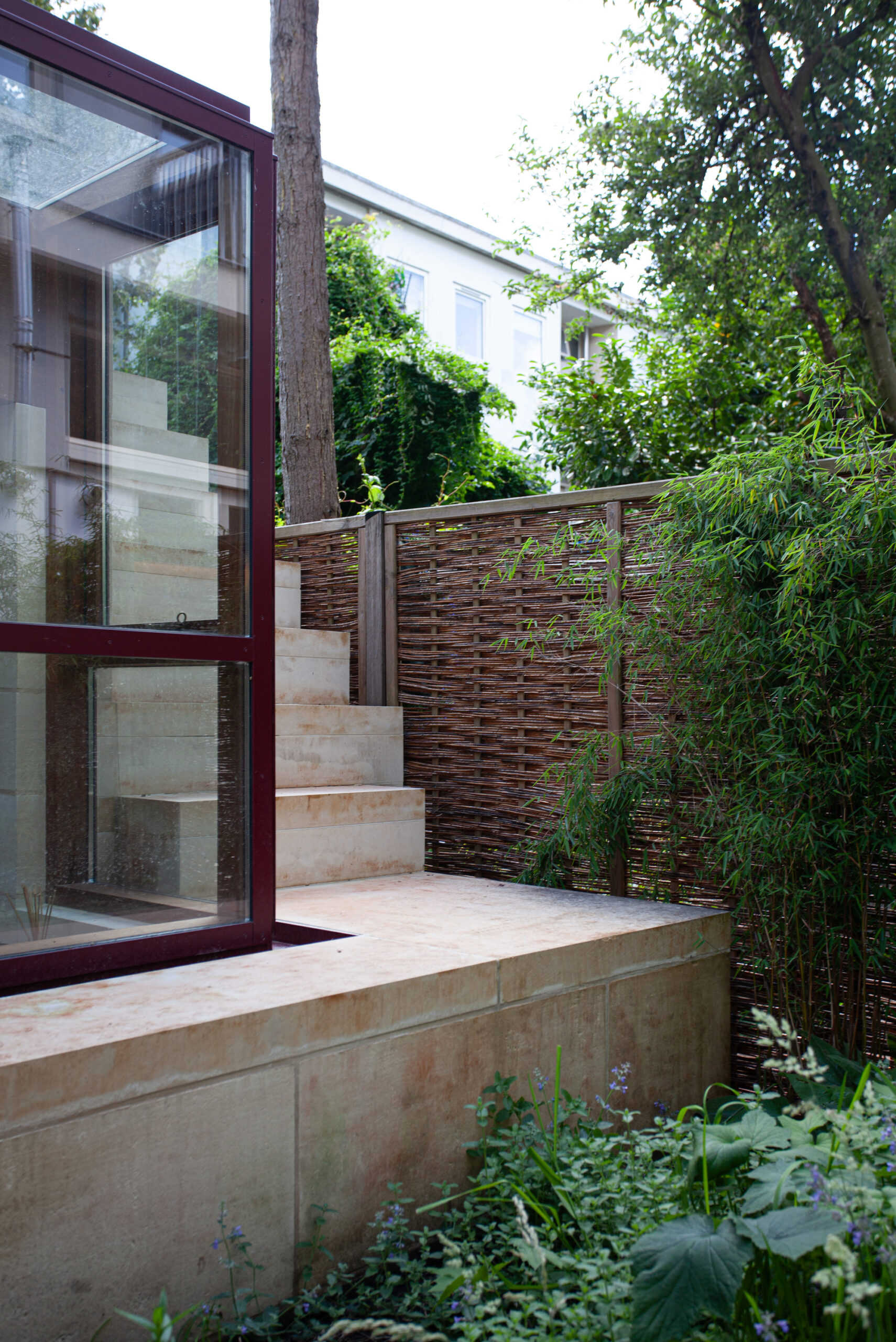 Stone and Wood Studio / Common Wonder