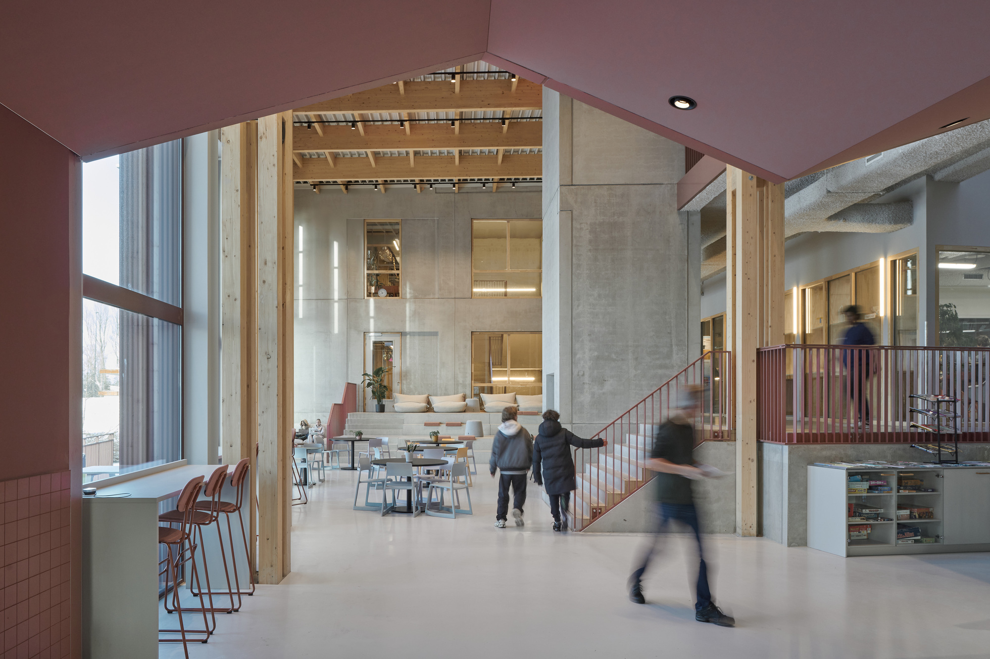 Xplore Agora School в Амстердаме / Studio Ard Hoksbergen