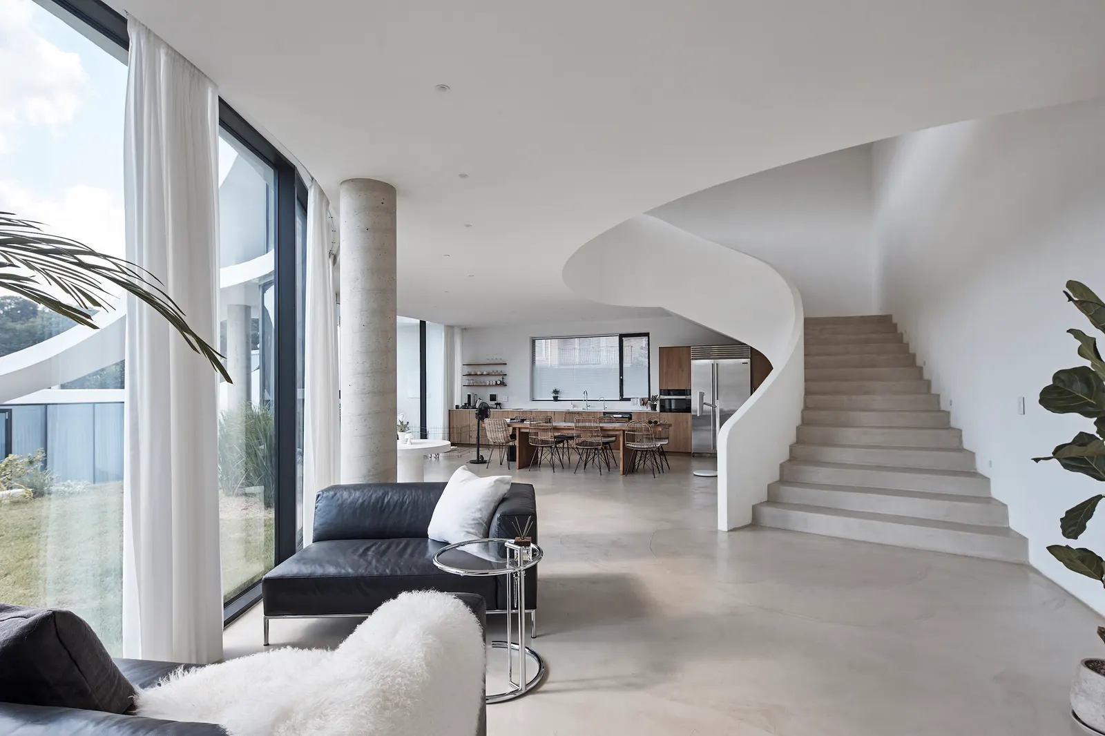 The Orb House / Chiasmus Partners