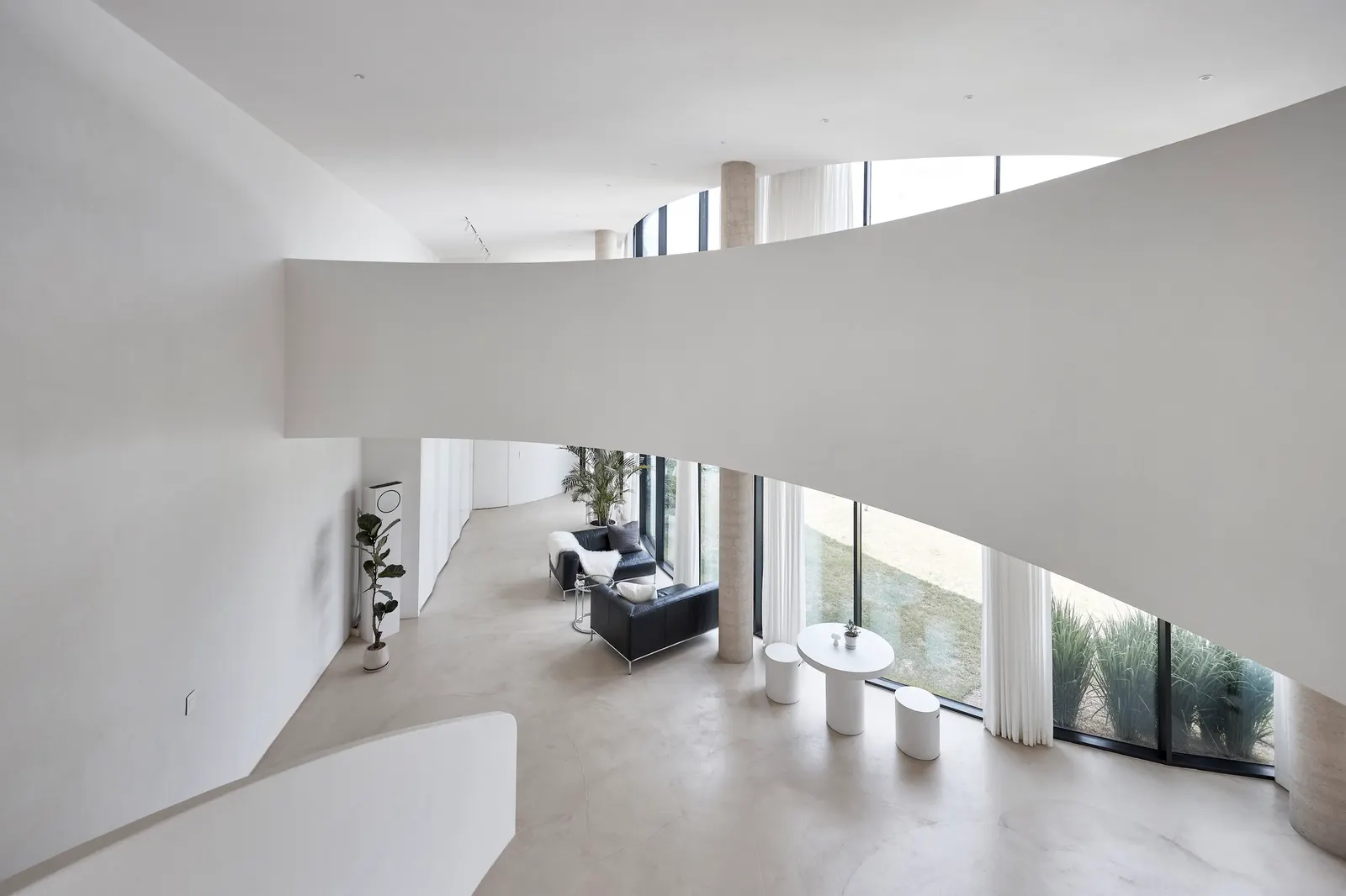 The Orb House / Chiasmus Partners