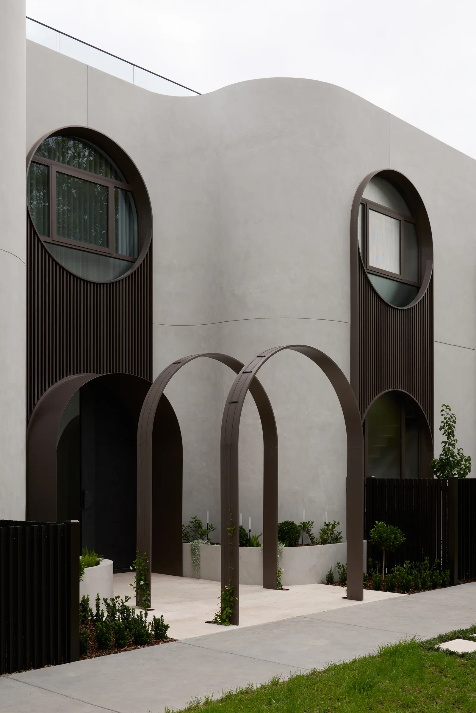Thomas Residence / Embrace Architects