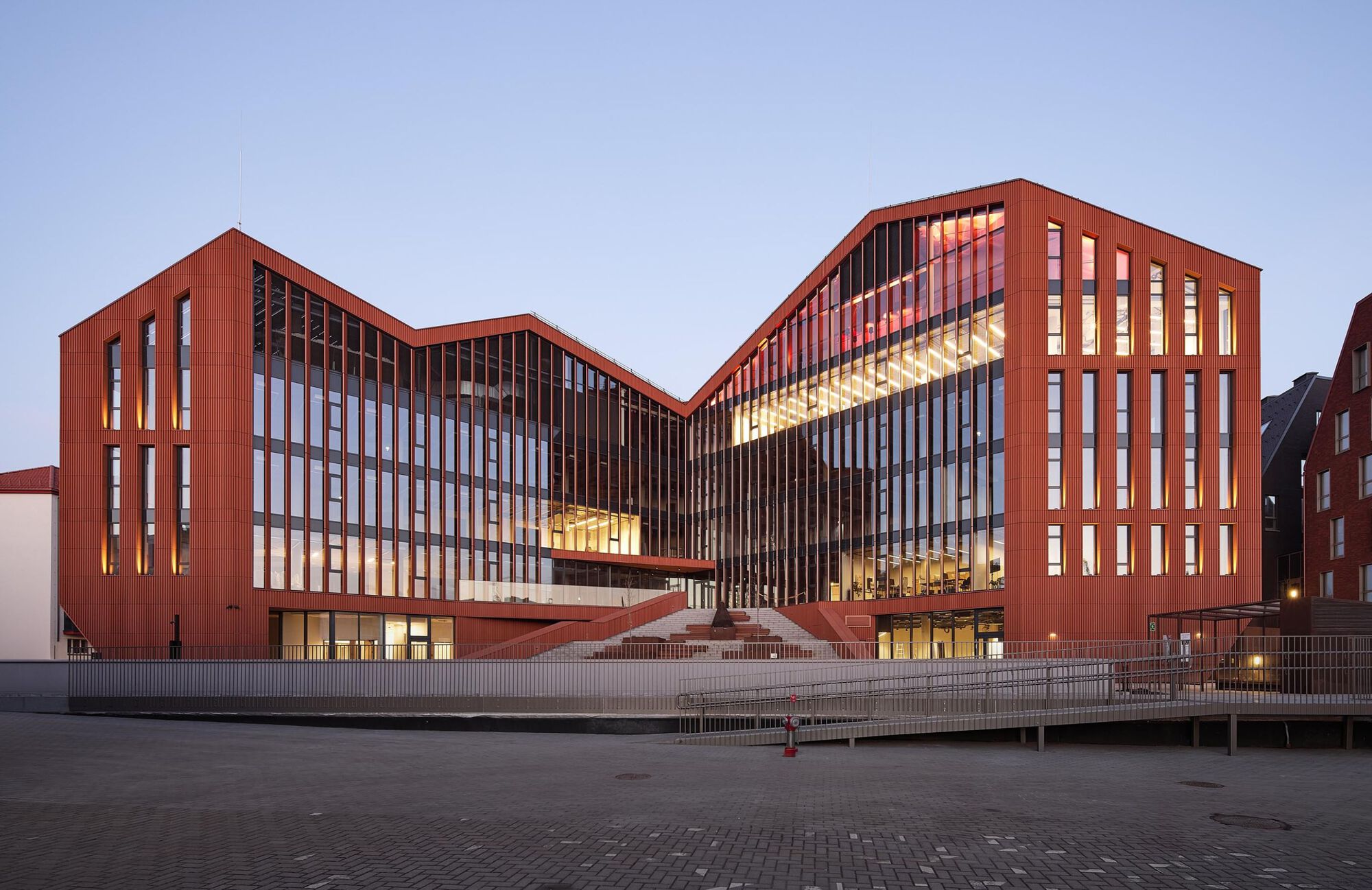 HANZA, Business Centre / AEXN Architects