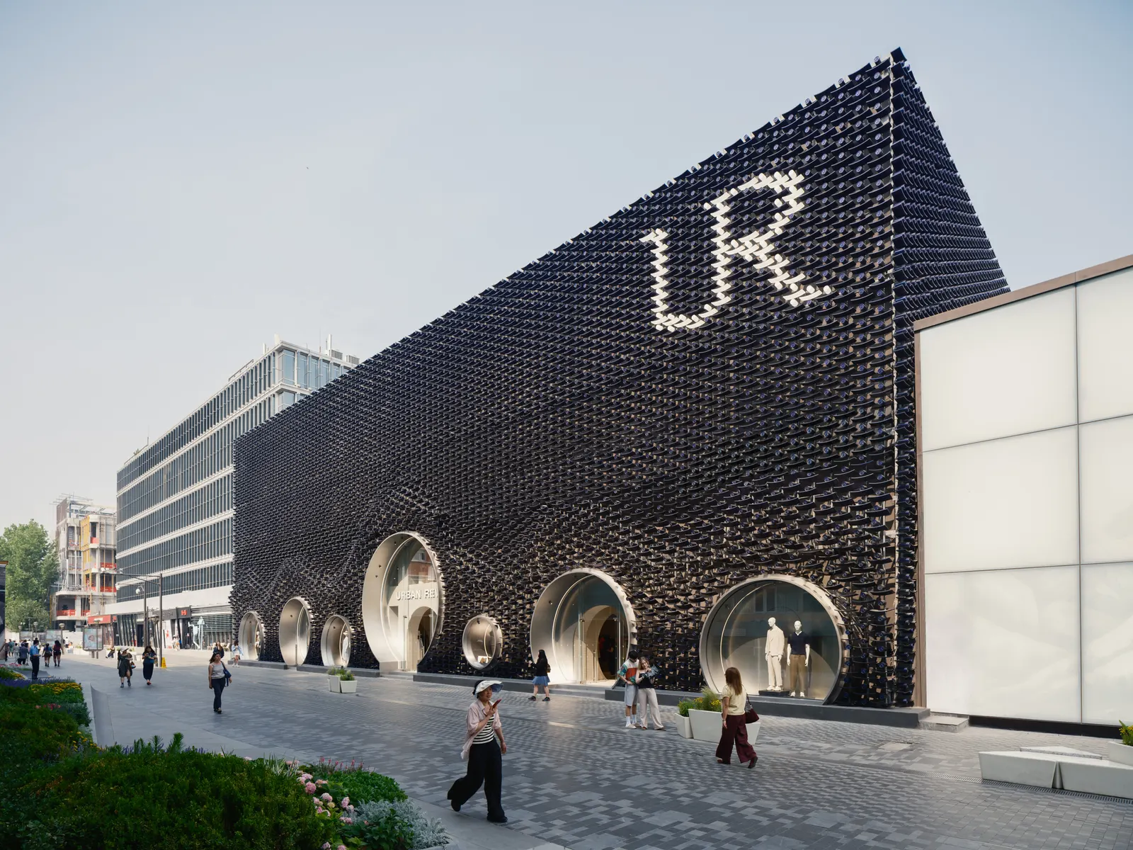 Urban Revivo Sanlitun Flagship Store / MVRDV