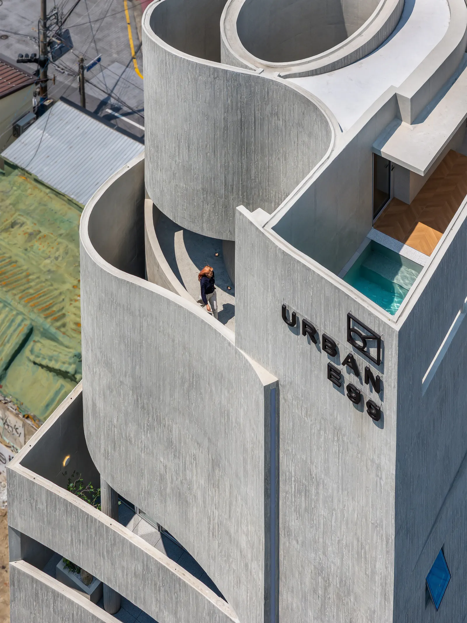 Urban Egg — многофункциональный объект в Пусане от U.GA Architects