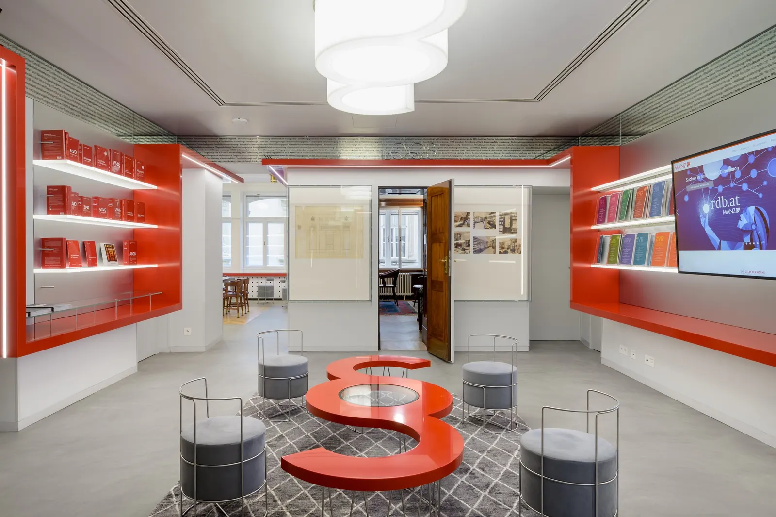 Штаб-квартира «MANZ Bel Étage» / Podrecca Architects