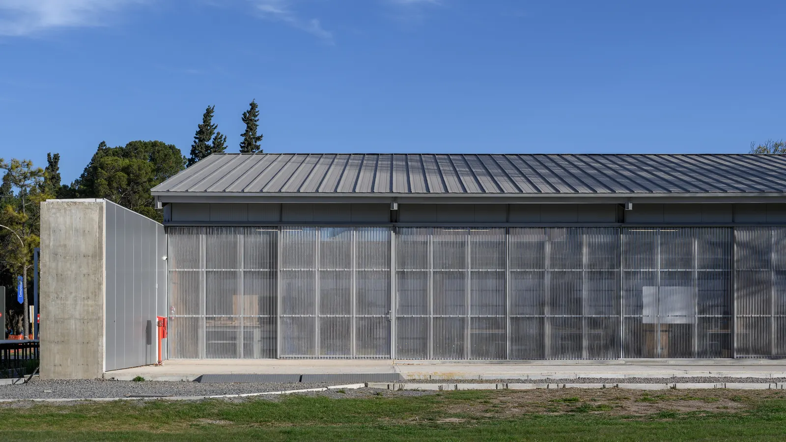 HUB UCC: пространство для инноваций Университета Католика де Кордова / BLT Arquitectos