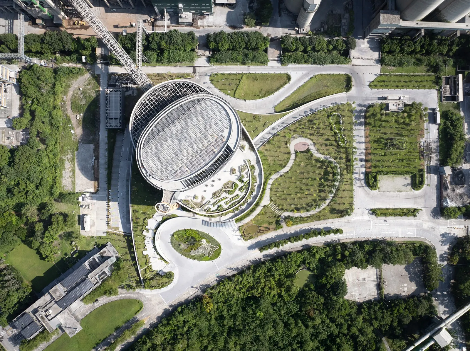 TCC DAKA Renewable Resource Recycling Center (RRRC) / KPF