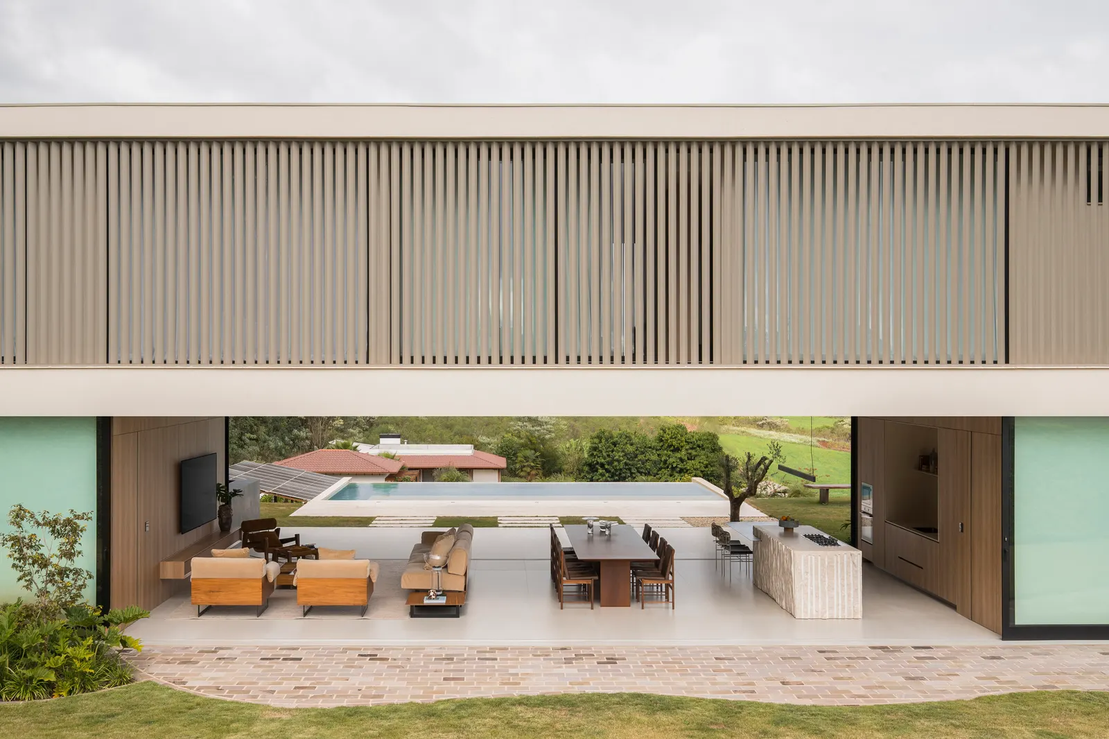 Bom Retiro House / Michel Macedo Arquitetos