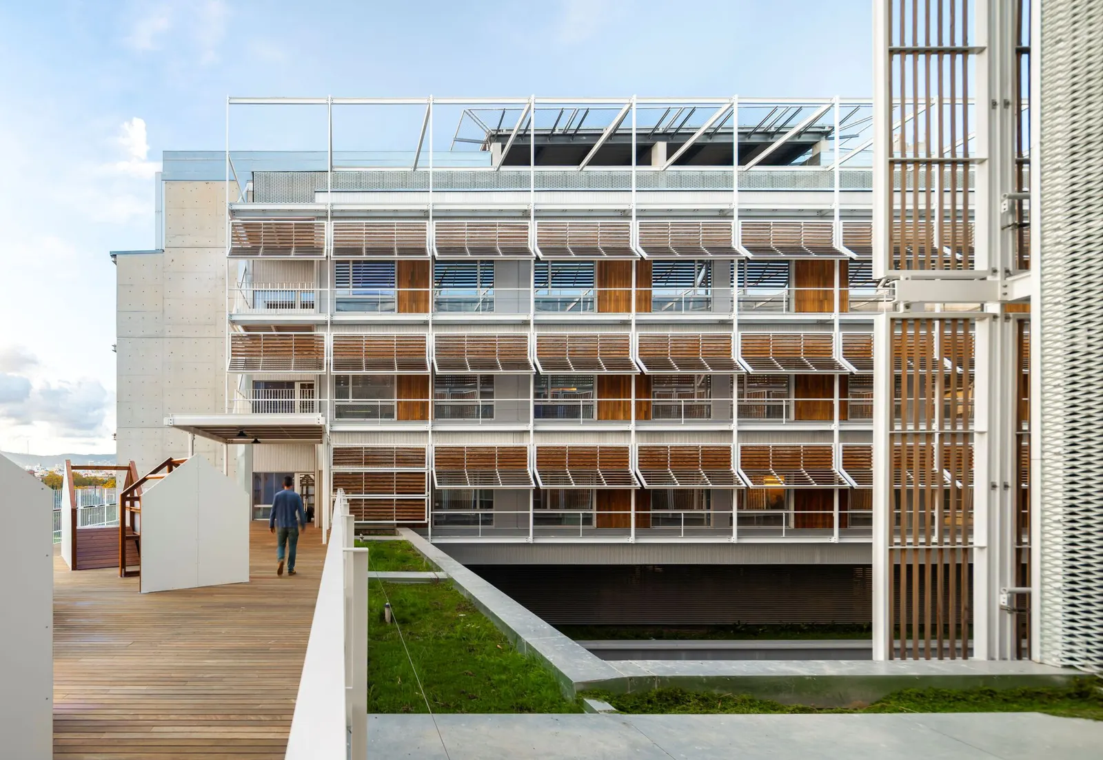 Расширение Hospital del Mar, этап 2 / PINEARQ + Brullet-De Luna Arquitectes