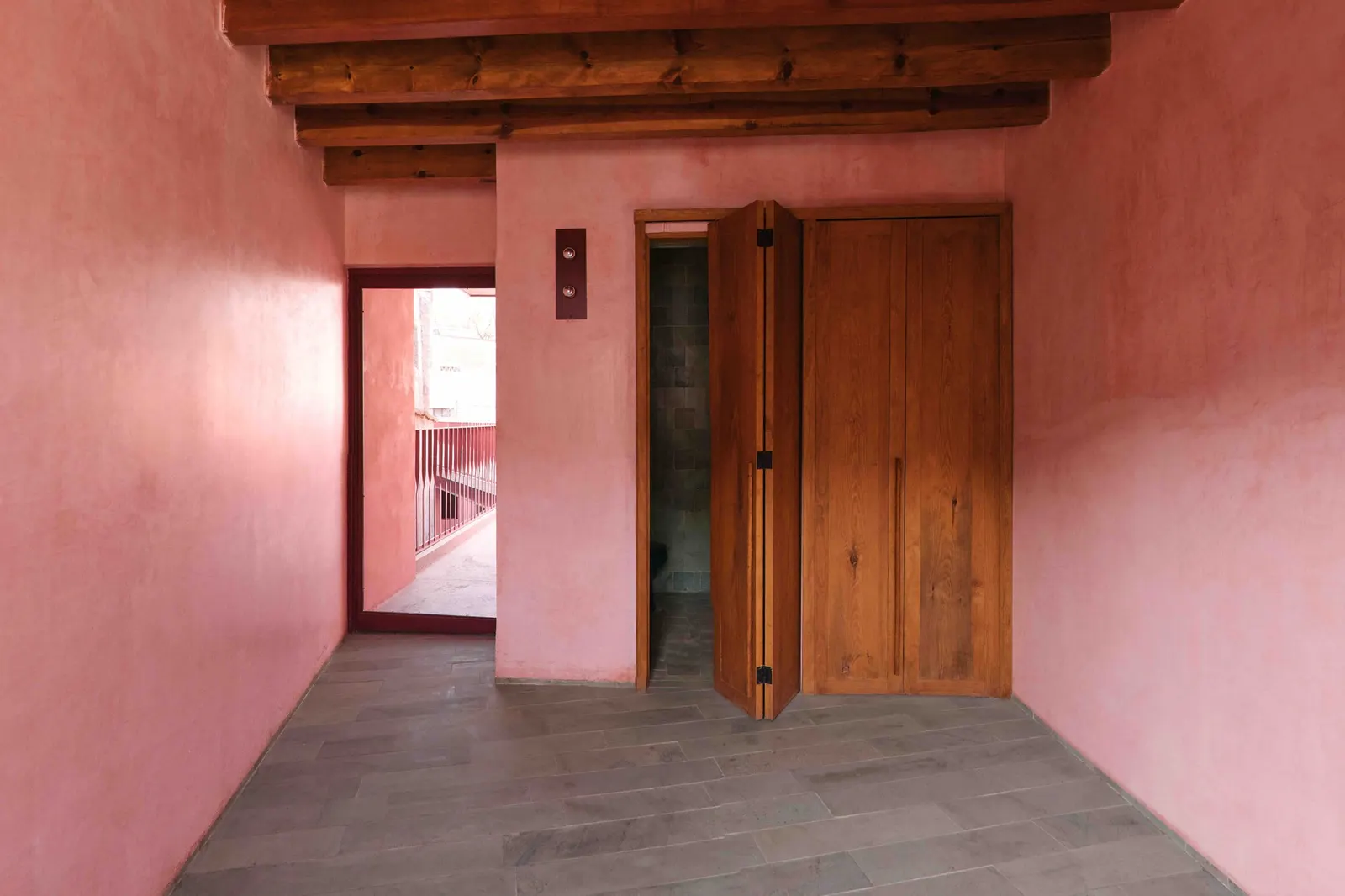 Hotel Casa de las Abuelas: бутик-отель в историческом центре Гуанахуато по проекту LANZA Atelier