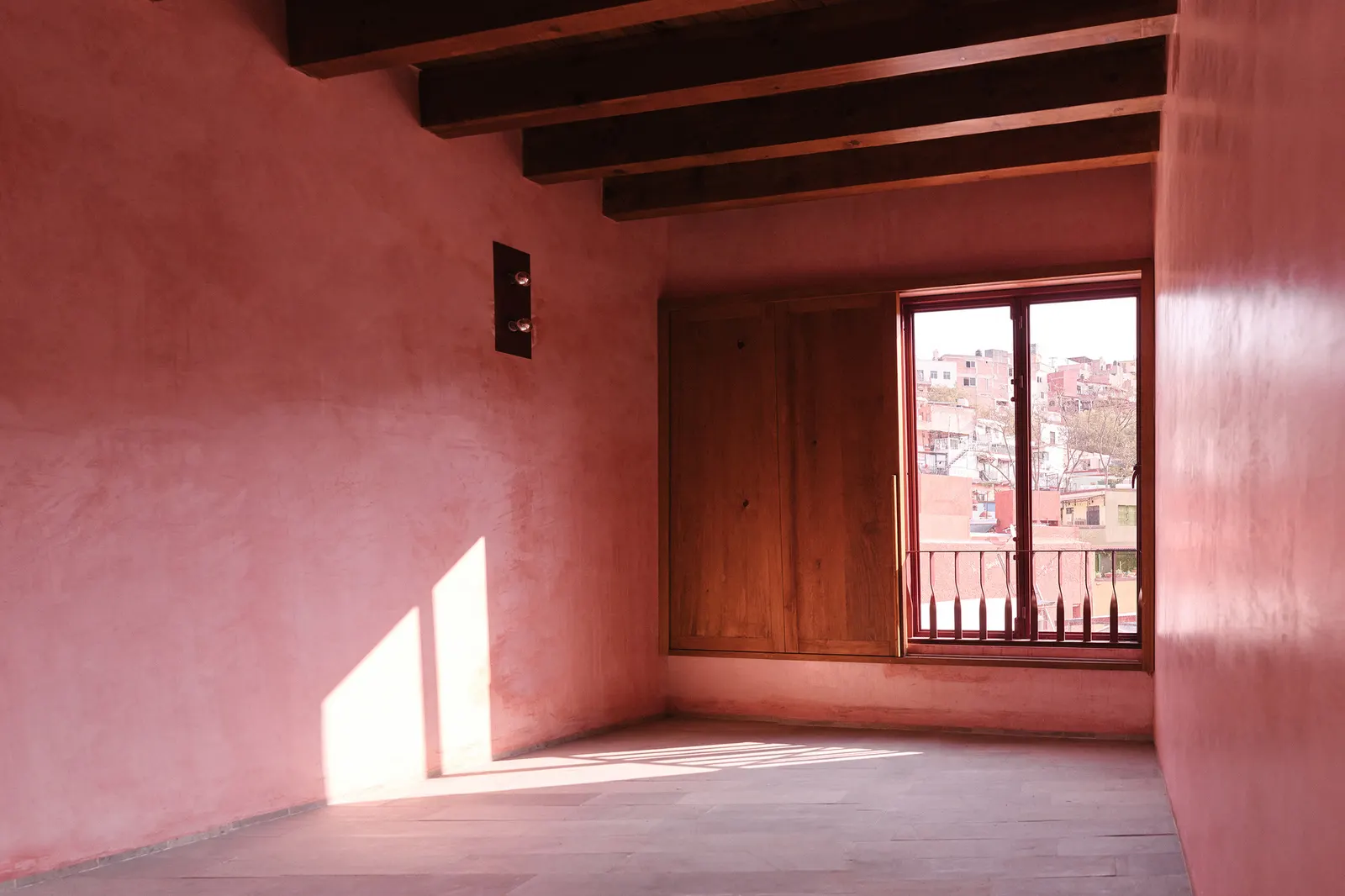 Hotel Casa de las Abuelas: бутик-отель в историческом центре Гуанахуато по проекту LANZA Atelier