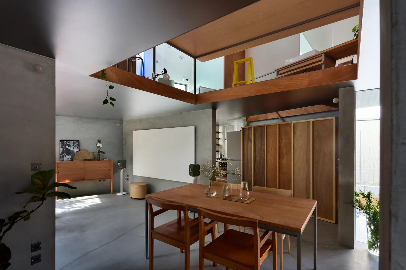 House in Shichiku: дом в Киото, который разворачивается внутрь участка