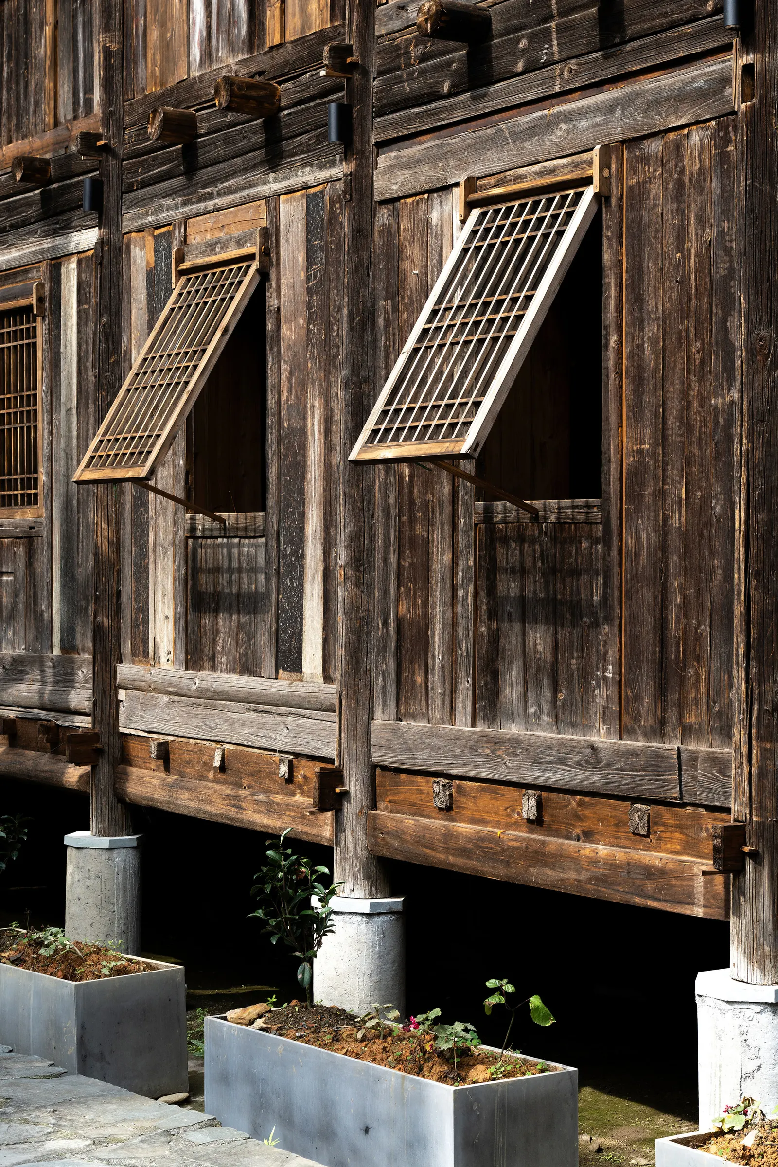 Обновление Guangnan Gospel Hall / TouchGrass Architecture