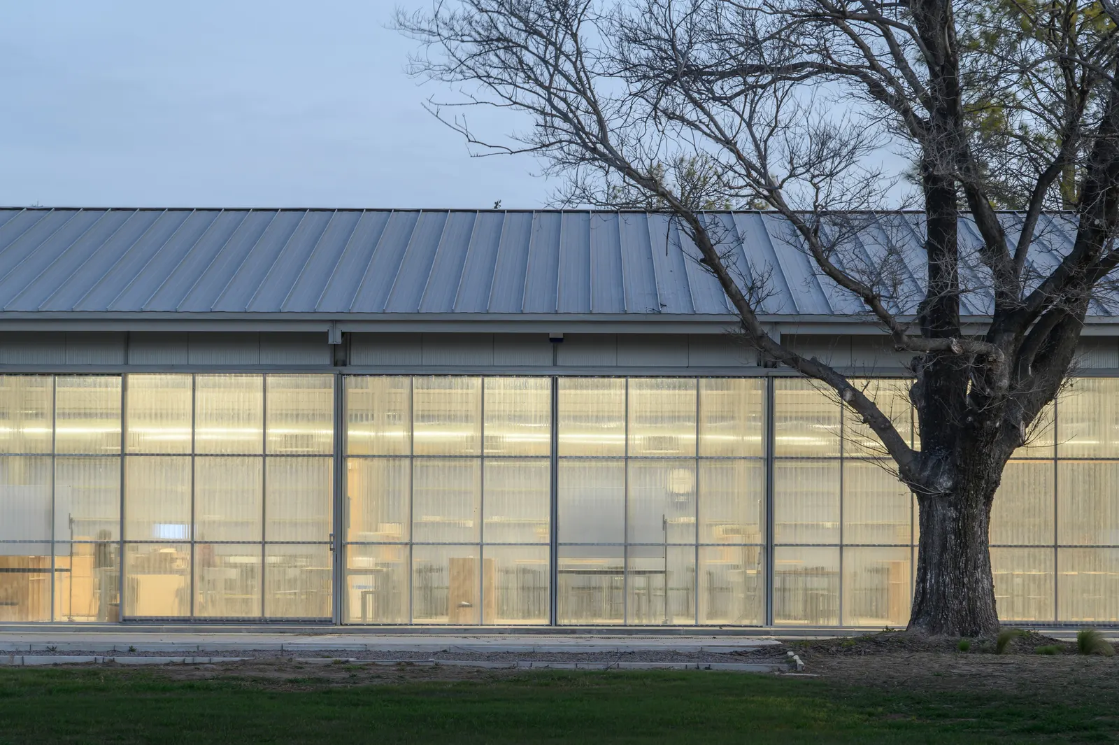 HUB UCC: пространство для инноваций Университета Католика де Кордова / BLT Arquitectos