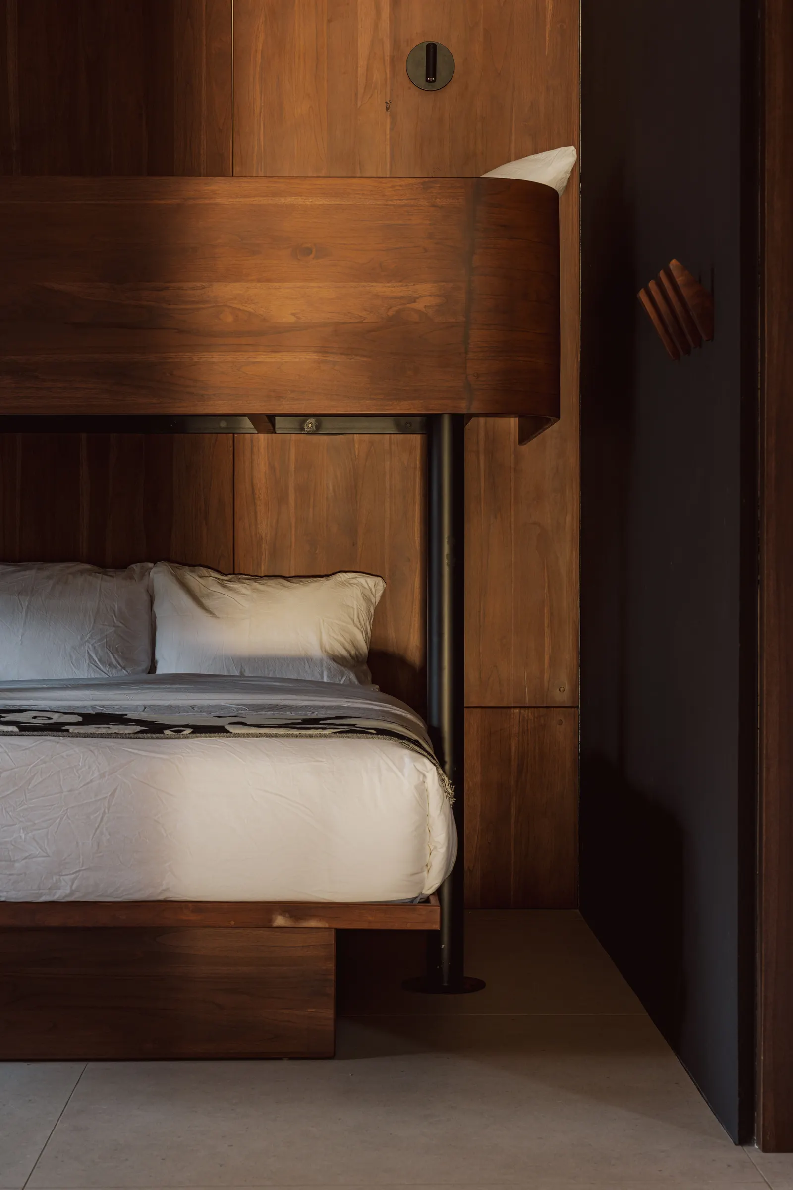 Linea House / Instinto Estudio: две тропические виллы в джунглях Носары