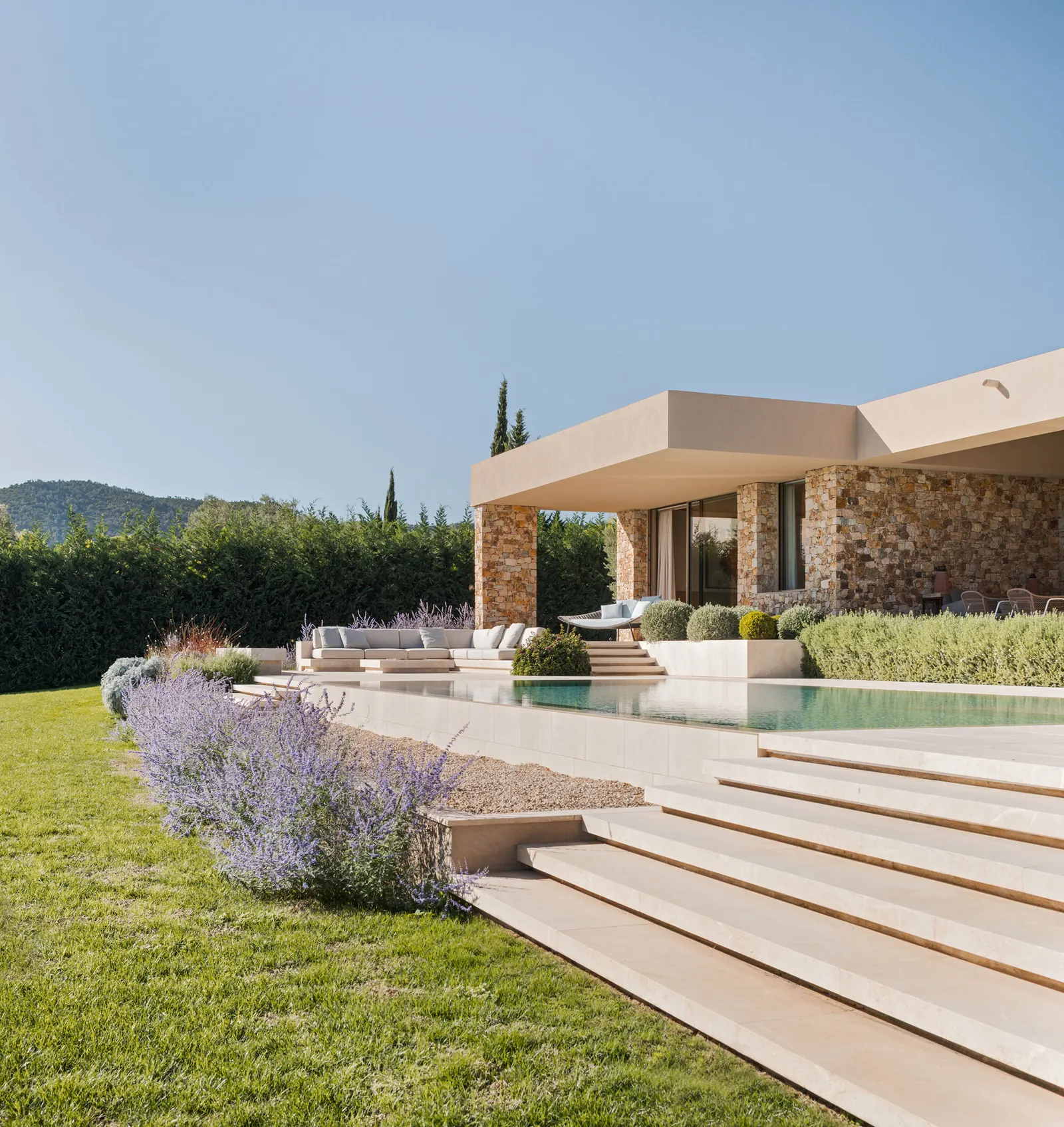 Mediterranean House / Dom Arquitectura