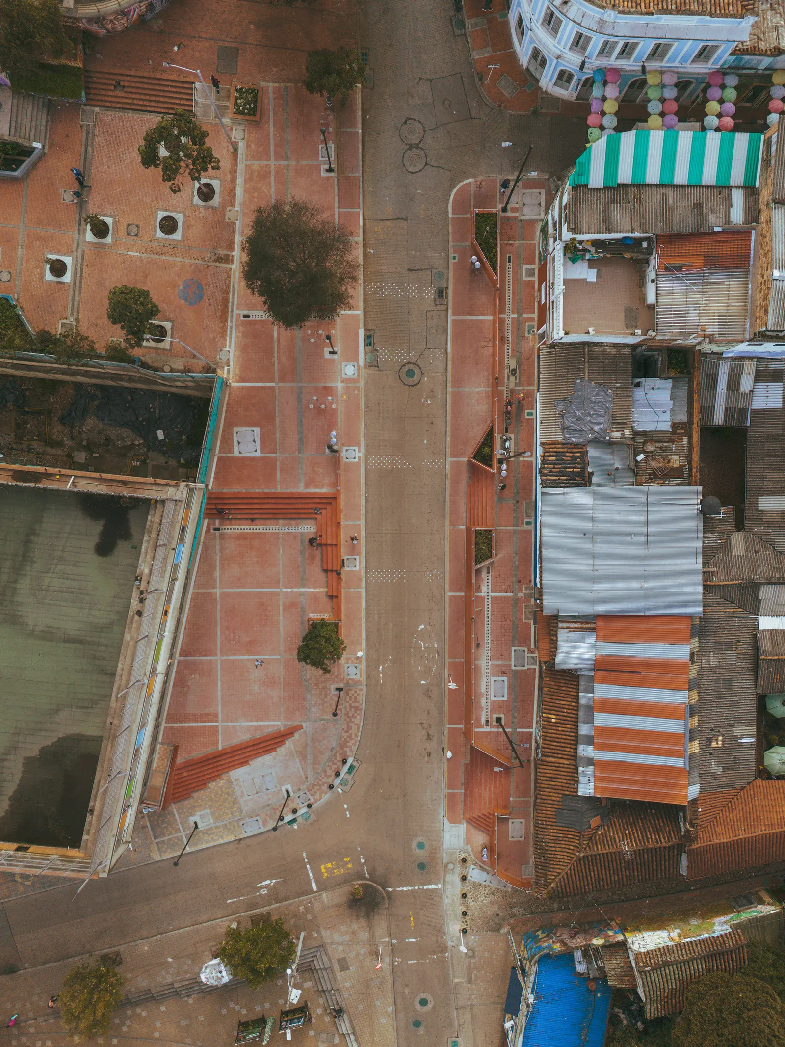 Топографии встречи: площадь Конкордия в Боготе / AR-AR Martínez Arquitectura y Paisaje + María Paula González Bozzi