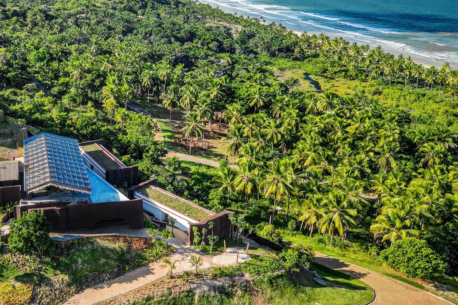 Txai Bungalow / TETRO Arquitetura