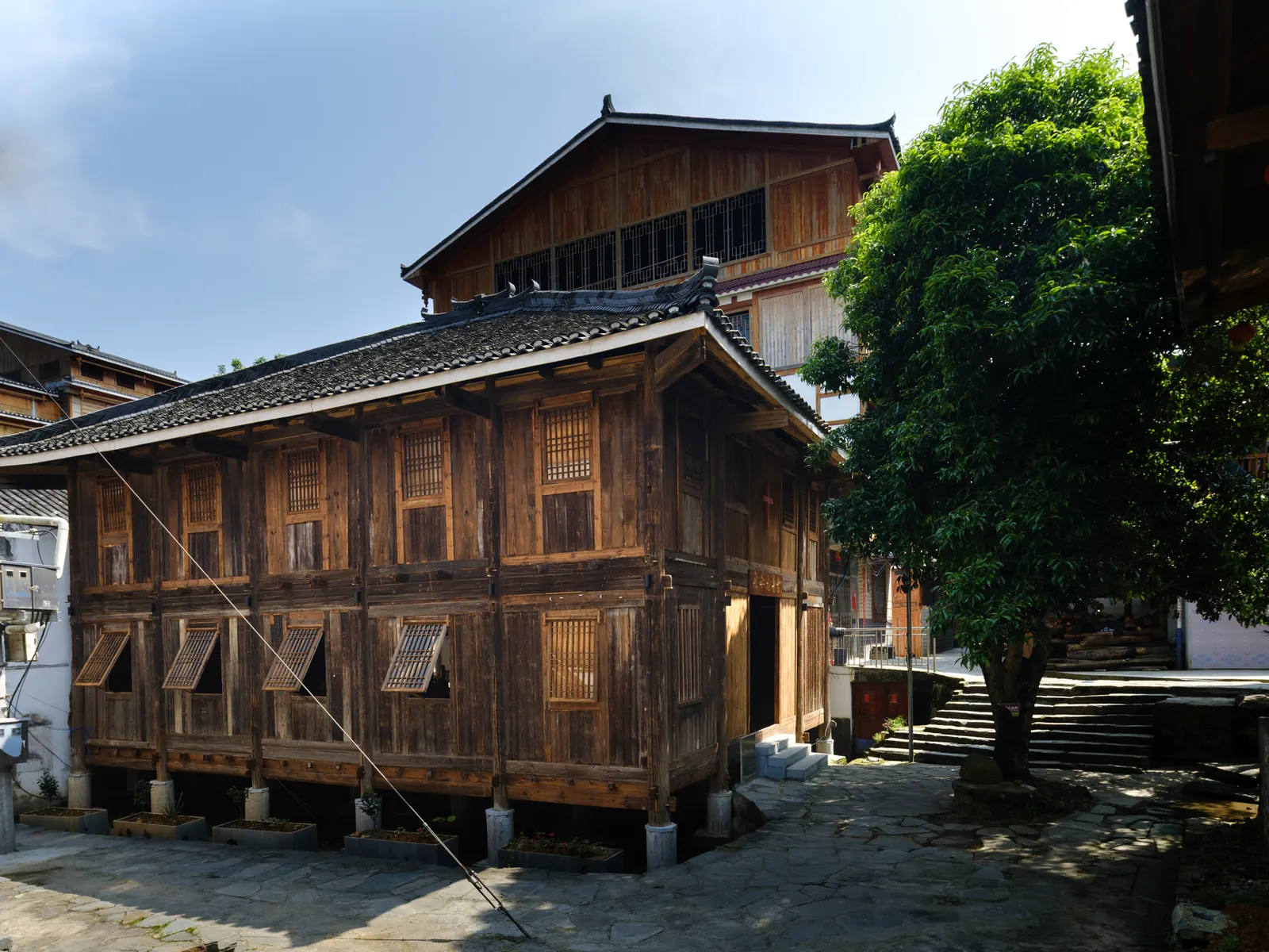 Обновление Guangnan Gospel Hall / TouchGrass Architecture