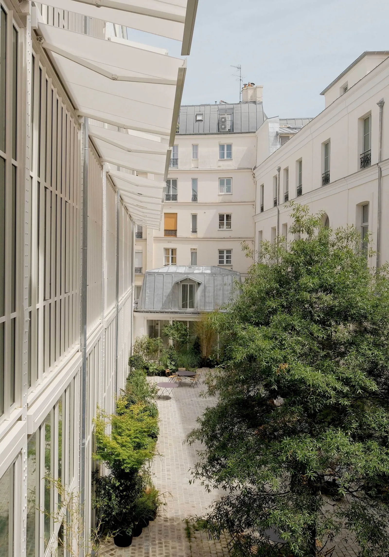 Rue Pavée: реконструкция исторического комплекса в парижском Марэ от MARS Architectes