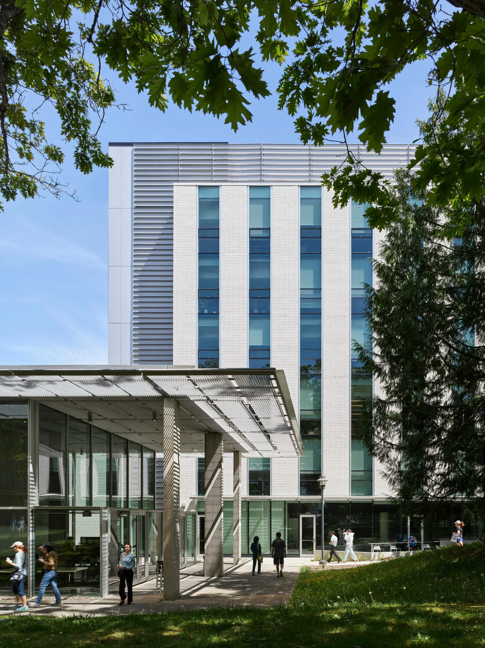Расширение UBC Biodiversity Centre / Public Architecture + Design