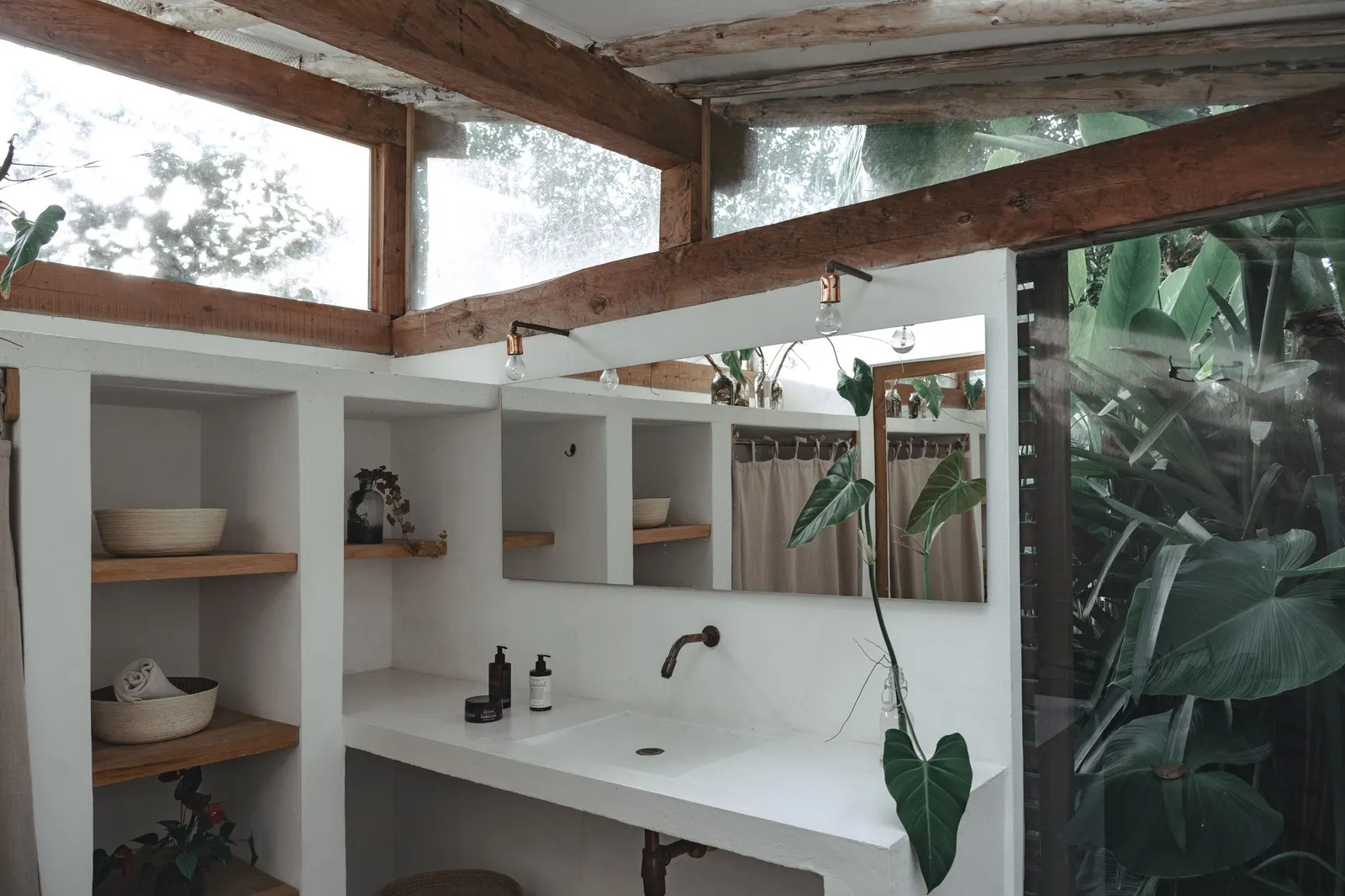 Дом La Alhajuela / Trópico Arquitectura