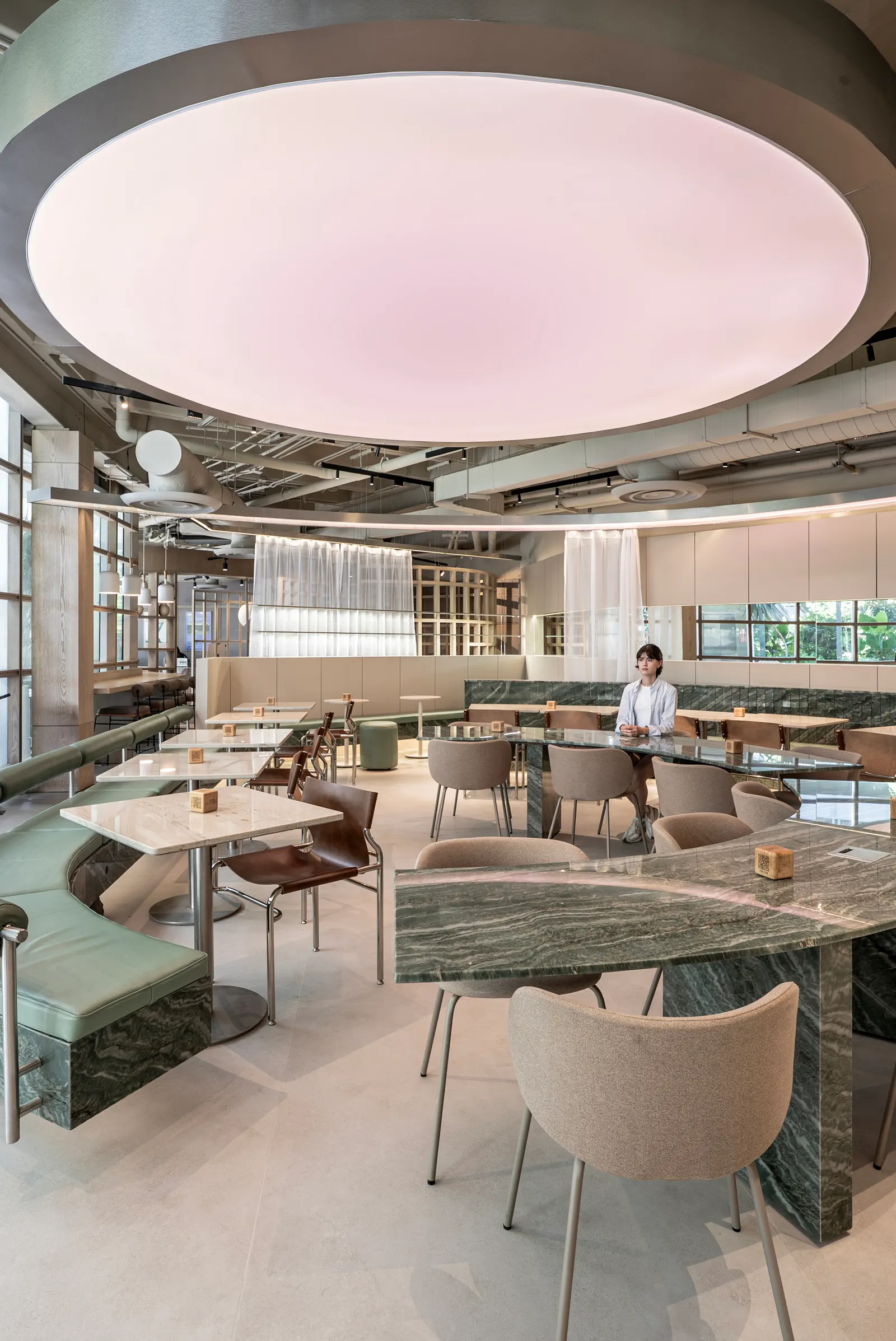 Restaurant Nectar Oum / Madarq studio