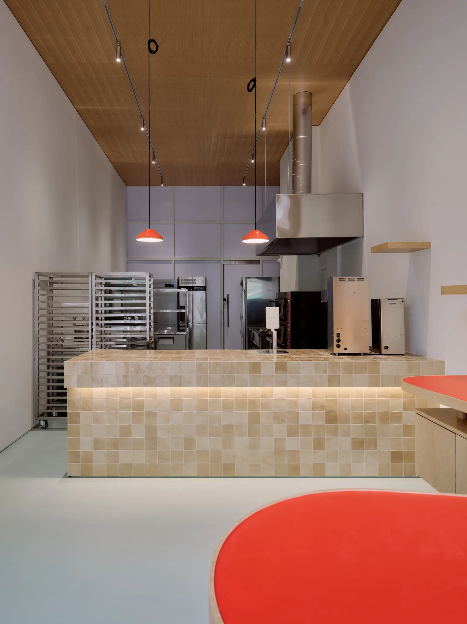 Achime Bagel Store / JOJOWORKSHOP