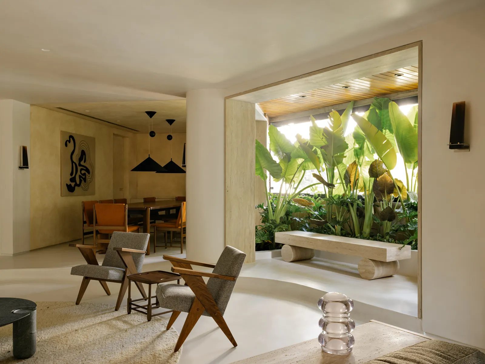 Apartment Matisse / Gurgel D’Alfonso Arquitetura — обновлённая квартира 360 м² в Моэме