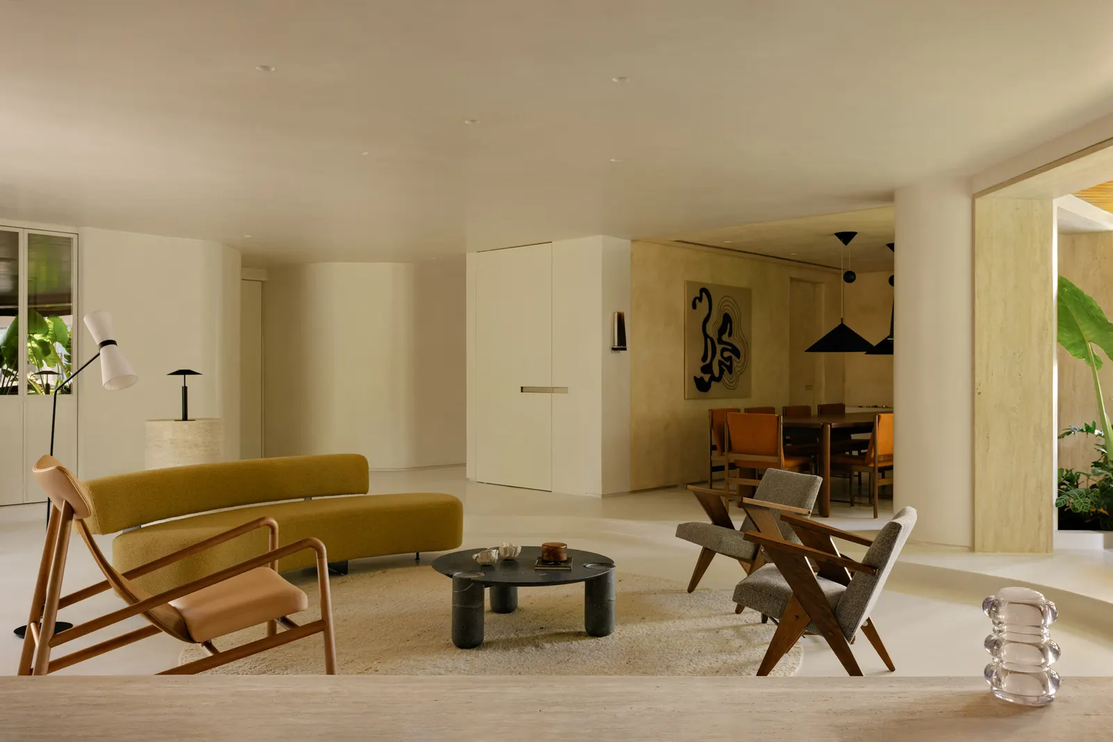 Apartment Matisse / Gurgel D’Alfonso Arquitetura — обновлённая квартира 360 м² в Моэме