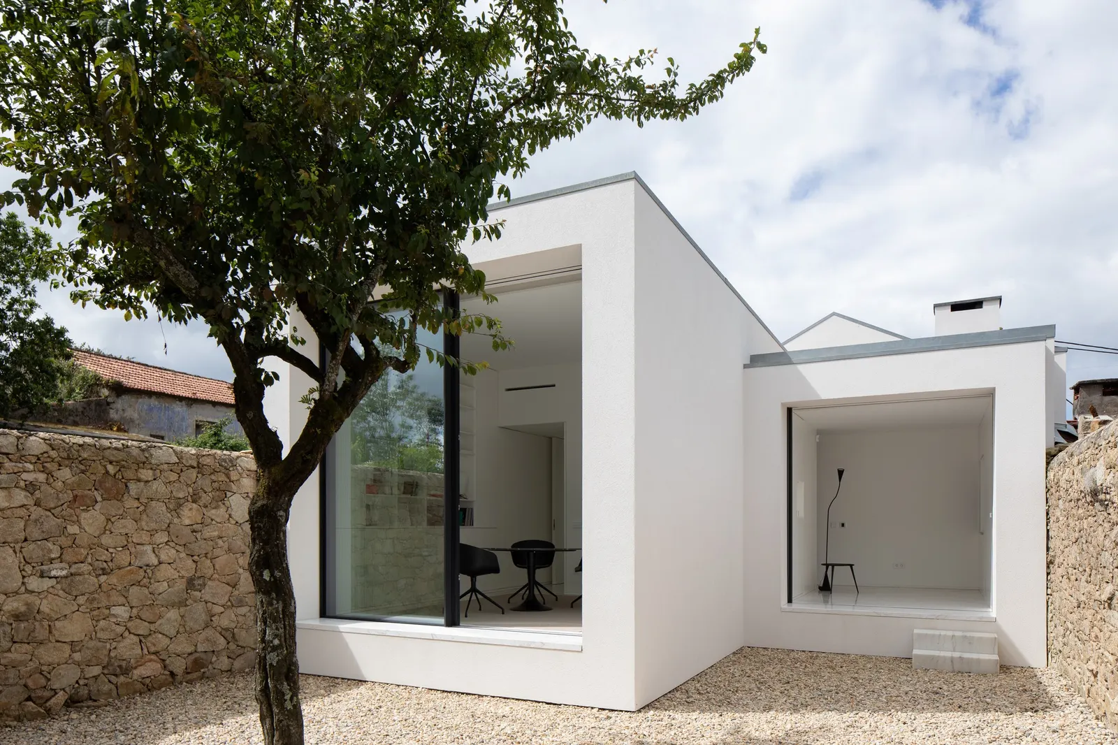 Архитектурная студия в Vila do Conde / Raulino Silva Arquitecto