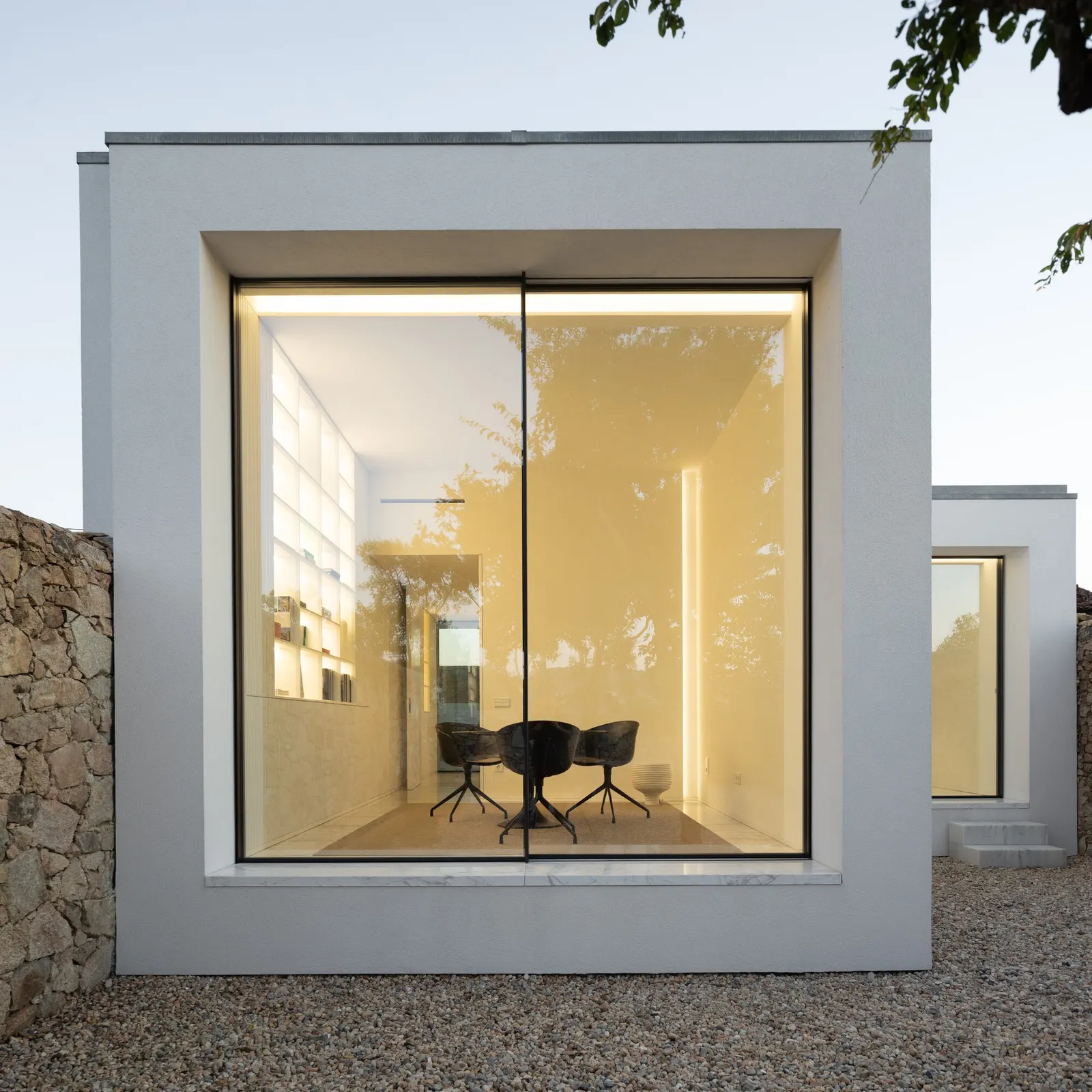 Архитектурная студия в Vila do Conde / Raulino Silva Arquitecto