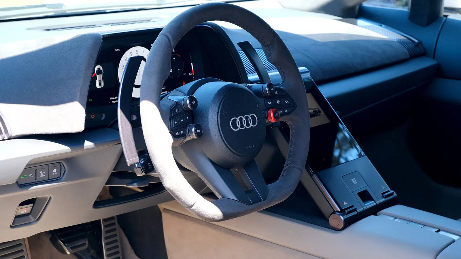 Audi Nuvolari в Монтерее: 405 дней от эскиза до суперкара