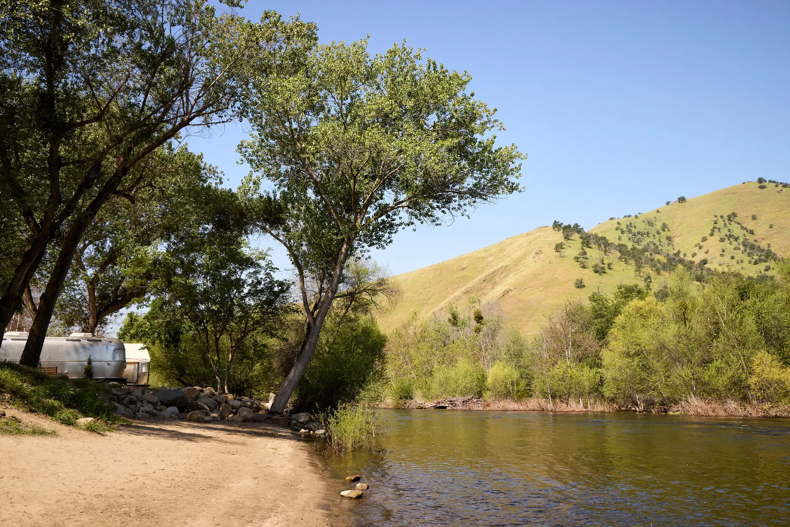 AutoCamp Sequoia / Waechter Architecture