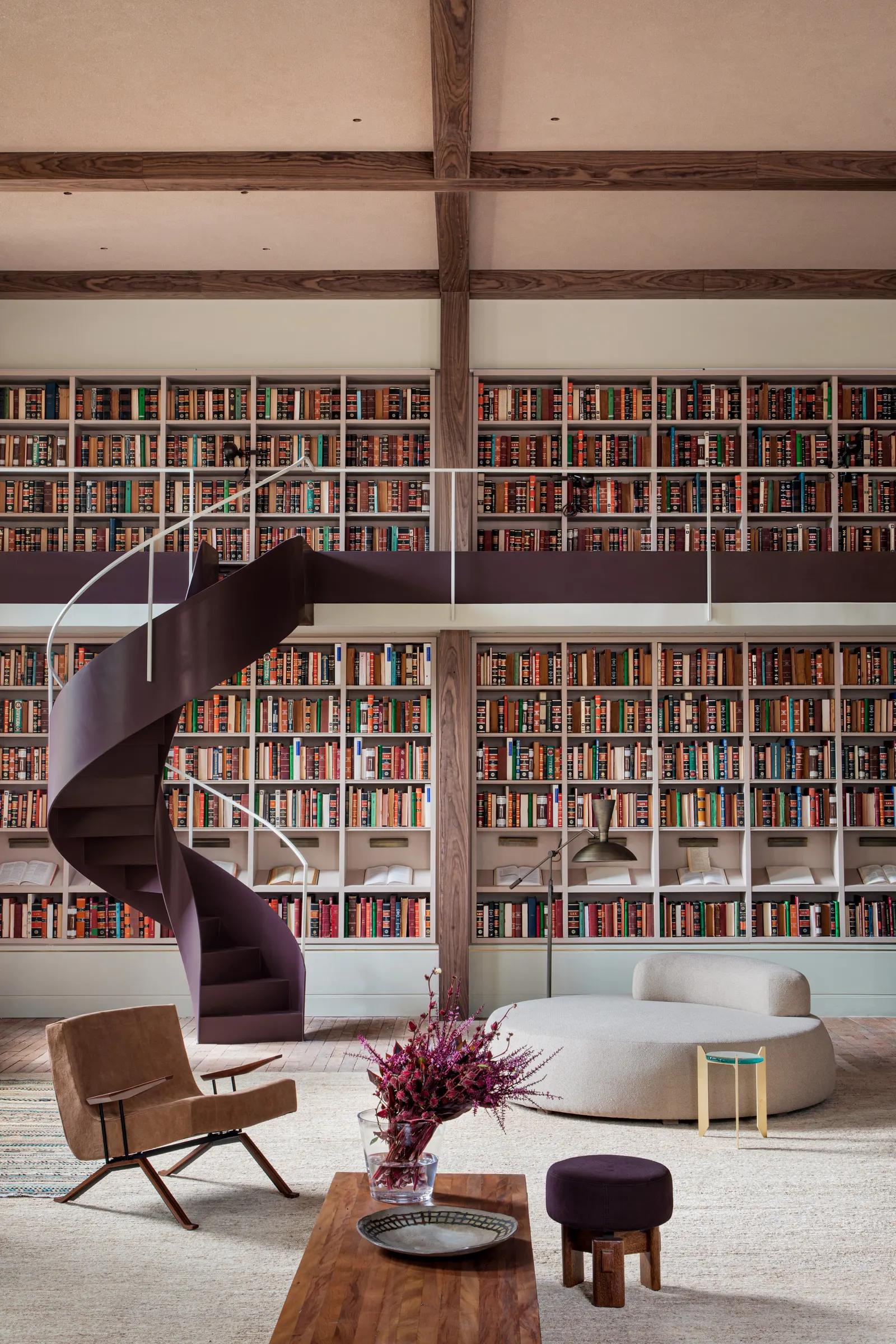 Coral Barn Alvorada House / Nildo José Arquitetos