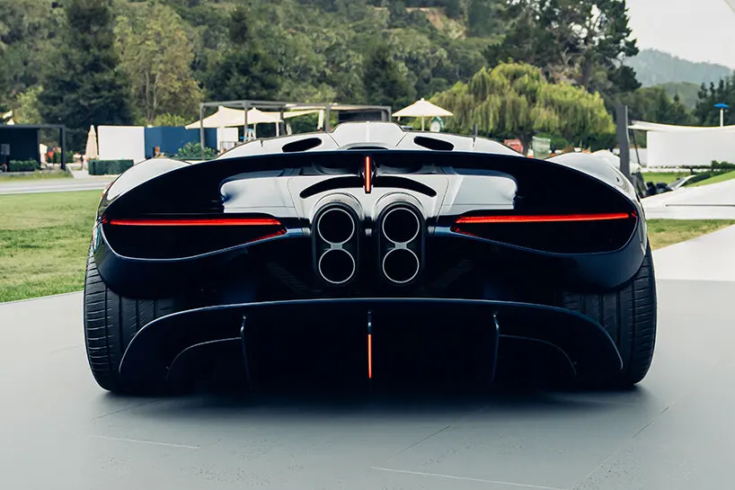 Bugatti Destrier: one-off coachbuilt гиперкар на базе Bolide дебютировал на The Quail