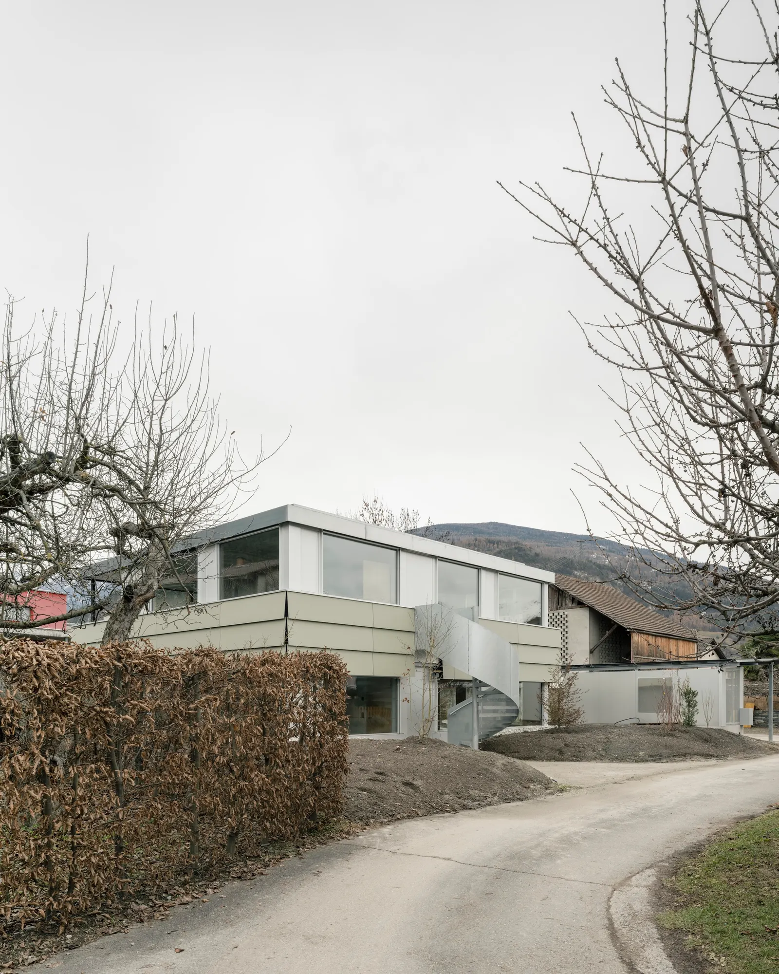 Дом Caloz Bramois / R2A Architectes