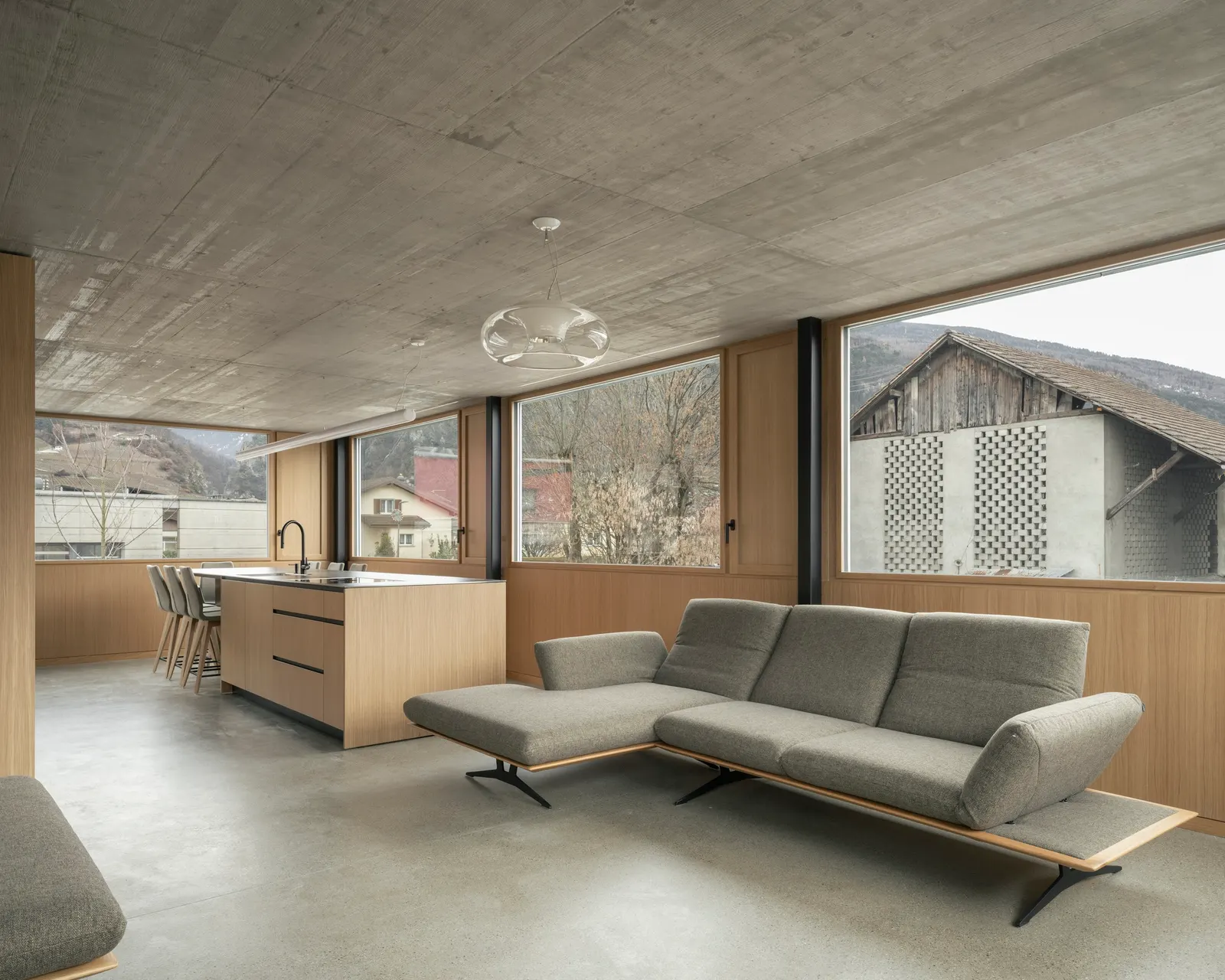 Дом Caloz Bramois / R2A Architectes