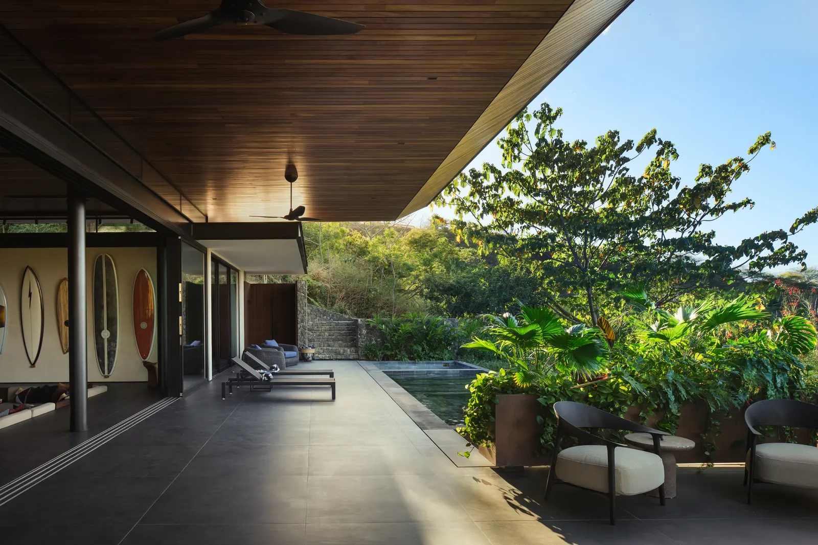Casa Akíga / Studio Saxe
