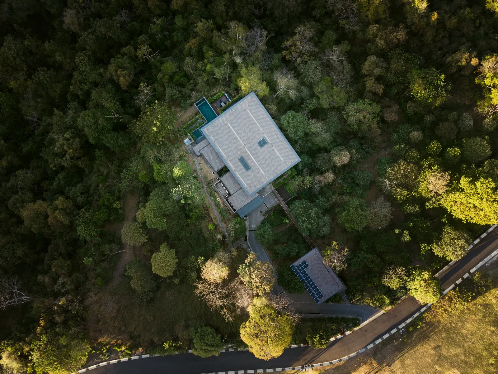 Casa Akíga / Studio Saxe