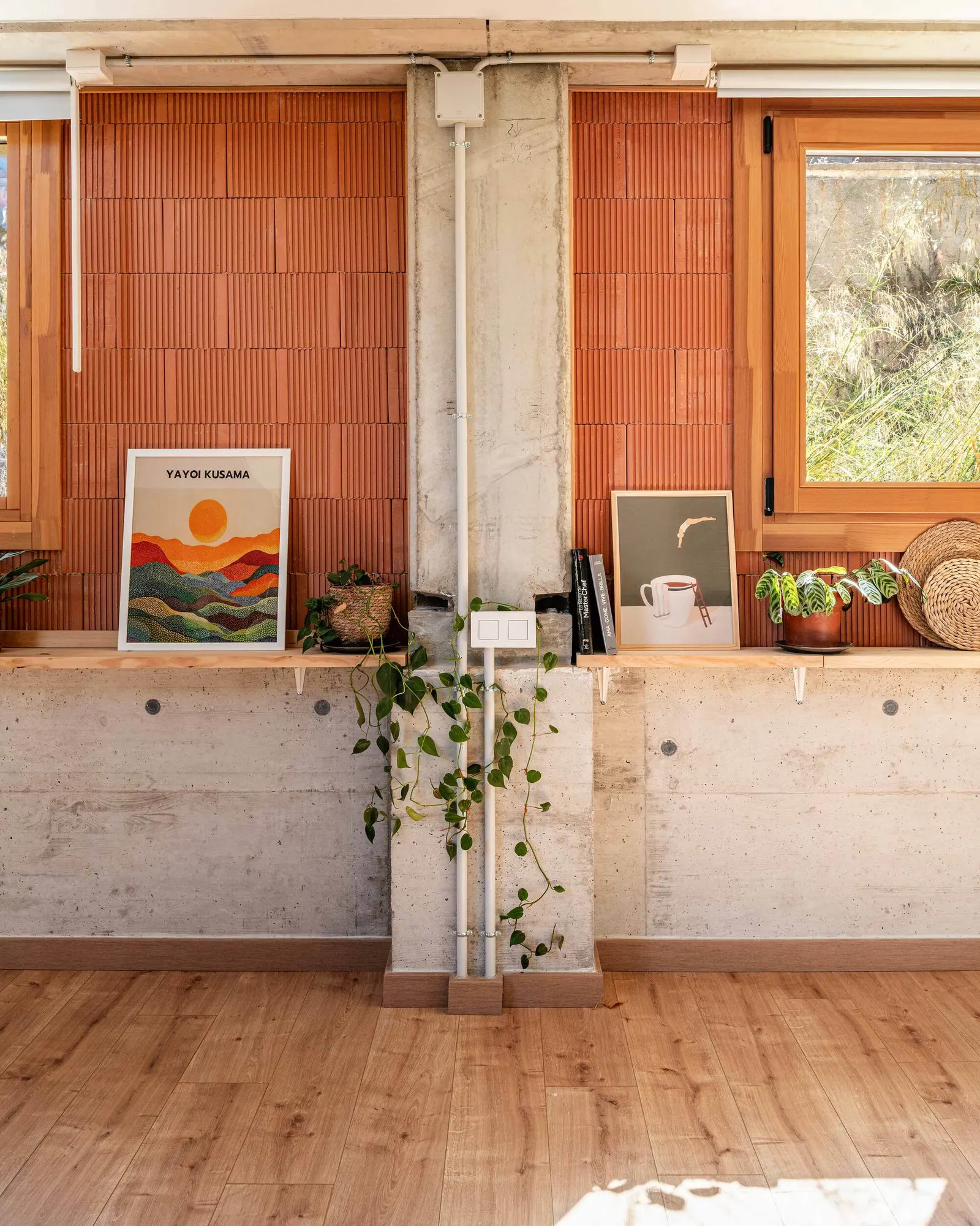 Arlo House / Luis Royon Barea и Andreu Arévalo Llàcer