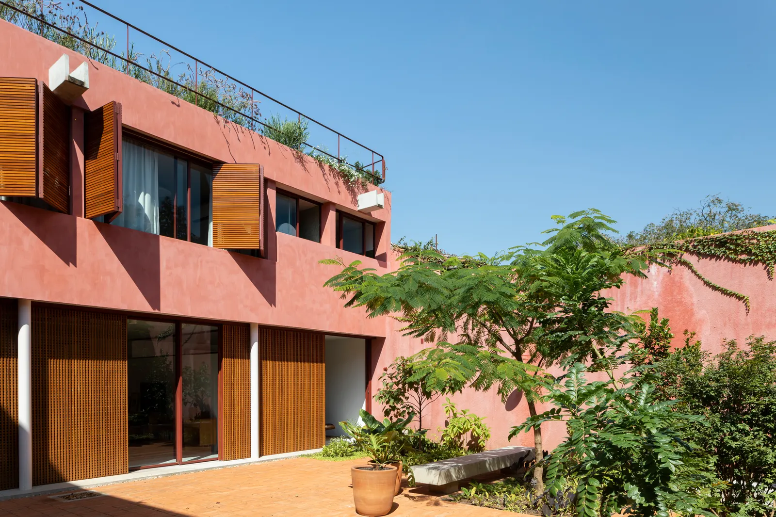 Дом в Сан-Паулу / André Vainer Arquitetos